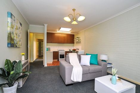 2/12 Creek Rd, Mitcham, VIC 3132