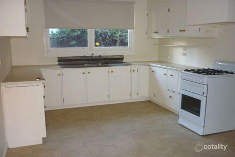 Property photo of 12 Omaroo Road Frankston VIC 3199