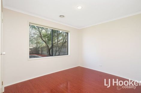 Property photo of 4 Thames Court Cranbourne East VIC 3977