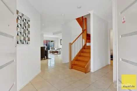 Property photo of 1/4 Global Way Wyndham Vale VIC 3024