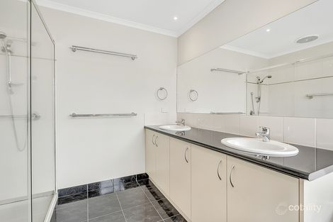 Property photo of 14 Strathallan Grove Craigieburn VIC 3064