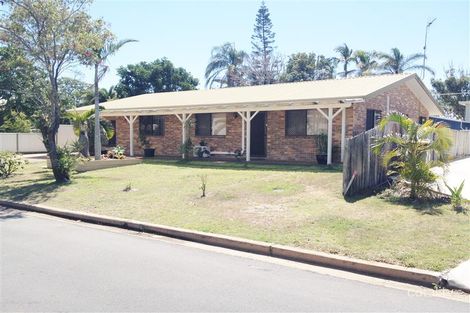 8 Poinciana Ct, Moore Park Beach, QLD 4670