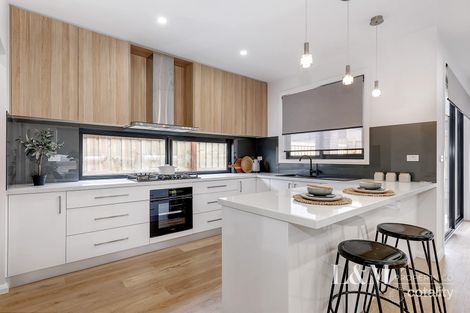 Property photo of 8 Torrance Street Mickleham VIC 3064