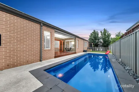 Property photo of 26 Corrigans Road Cranbourne East VIC 3977