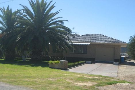 109 Fawcett Rd, Lake Coogee, WA 6166