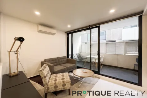 Property photo of 207/135-137 Roden Street West Melbourne VIC 3003