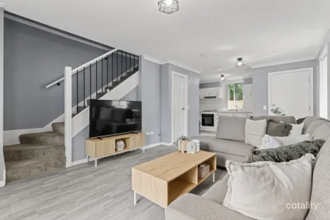 Property photo of 2/66 Brisbane Street Oxley Park NSW 2760