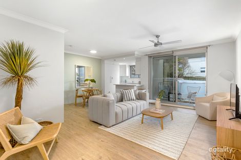 Property photo of 10/52 Carrington Parade Curl Curl NSW 2096