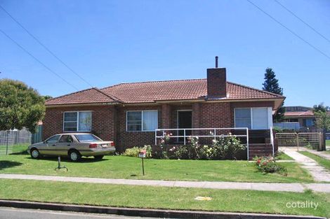 16 Stuart Rd, Warrawong, NSW 2502