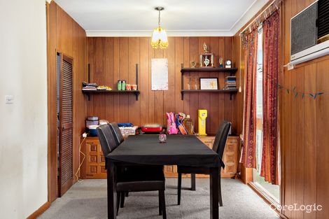 Property photo of 8 Tahiti Avenue Lethbridge Park NSW 2770