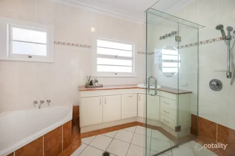 Property photo of 105 Crescent Road Hamilton QLD 4007