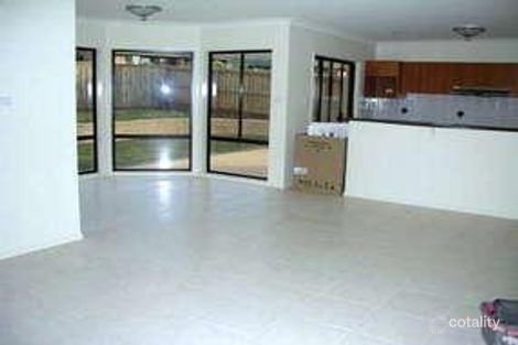 Property photo of 10 Bluegum Circuit Northmead NSW 2152