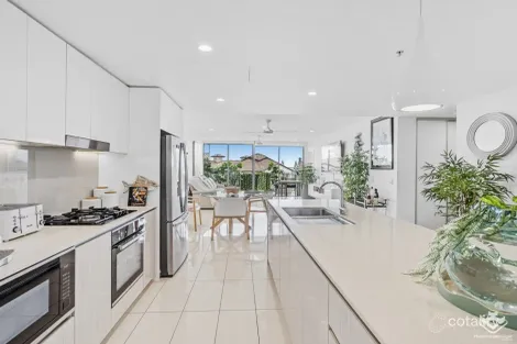 Property photo of 402/388 Marine Parade Labrador QLD 4215