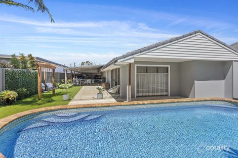Property photo of 35 Ikkina Road Burleigh Heads QLD 4220