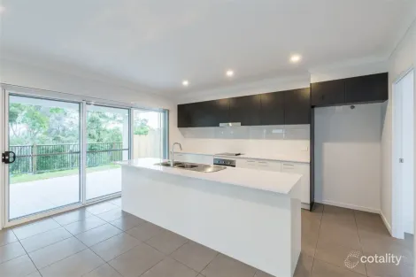Property photo of 11 Argyle Place Coomera QLD 4209