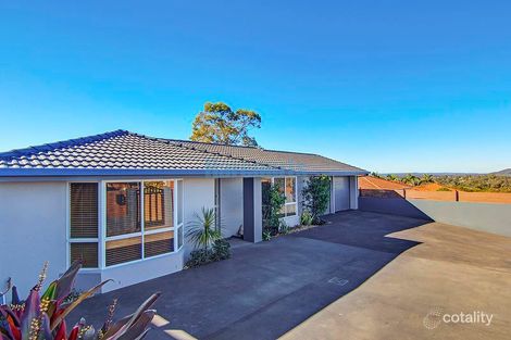 Property photo of 32 Hillside Crescent Edens Landing QLD 4207