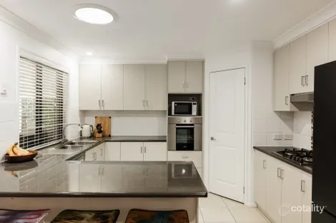 Property photo of 3 Gaudron Close Wilsonton Heights QLD 4350