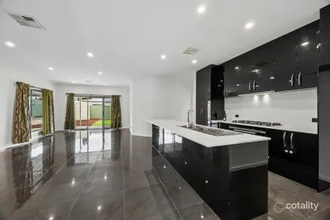 10 Trevor St, Murray Bridge, SA 5253