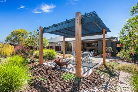 Property photo of 38 Tallawong Drive Doreen VIC 3754