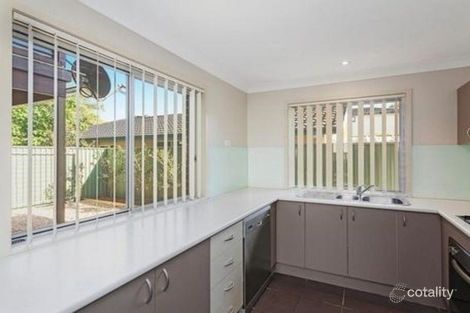 Property photo of 3/8 Akora Road Wyoming NSW 2250