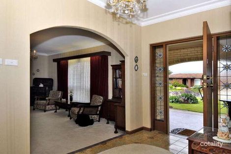 Property photo of 19 Hoylake Crescent West Lakes SA 5021