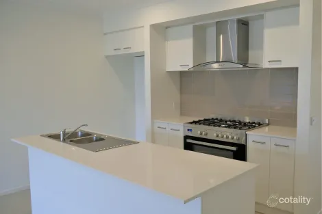 Property photo of 23 Wicklow Drive Melton South VIC 3338