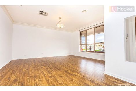 Property photo of 45 Wheatley Avenue Roxburgh Park VIC 3064