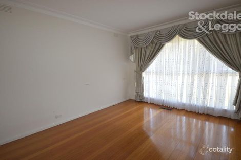 Property photo of 14 Diosma Drive Glen Waverley VIC 3150