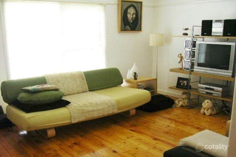 Property photo of 23 Pine Avenue North Shore VIC 3214