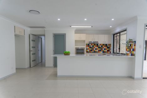 Property photo of 18 Heath Court Little Mountain QLD 4551