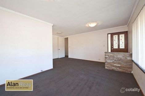 Property photo of 12 Currajong Crescent Craigie WA 6025