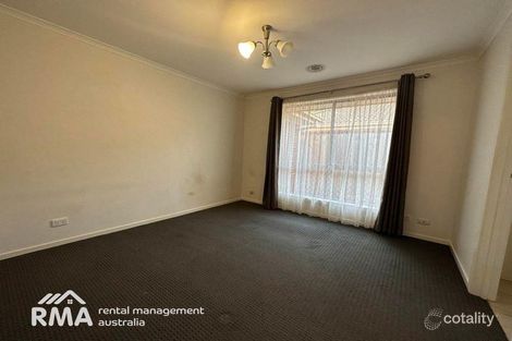 Property photo of 24 Mirabella Close Werribee VIC 3030