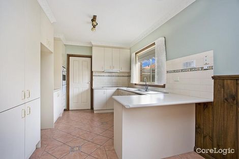 Property photo of 32 Thornton Avenue Sunbury VIC 3429