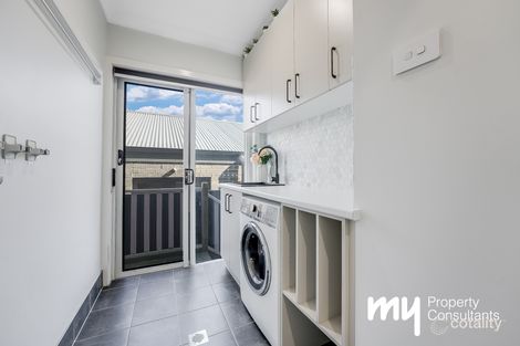Property photo of 44 Jennings Crescent Spring Farm NSW 2570