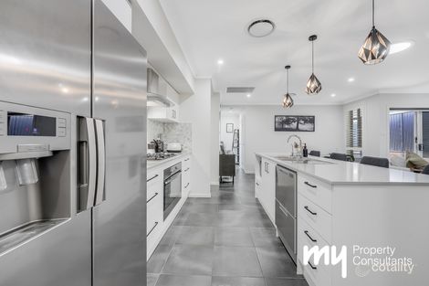 Property photo of 44 Jennings Crescent Spring Farm NSW 2570