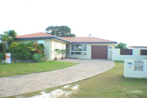 5-7 Anchor Ct, Banksia Beach, QLD 4507