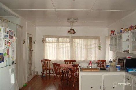Property photo of 36-38 Cairnscroft Street Toogoolawah QLD 4313