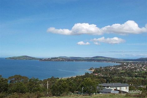 Property photo of 28 Kirra Road Roches Beach TAS 7170