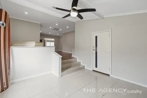 Property photo of 23 Grinstead Way Balga WA 6061
