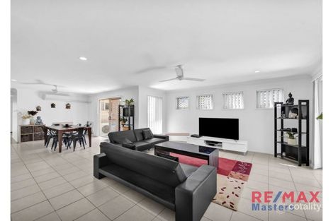 Property photo of 2 Fairweather Street Berrinba QLD 4117