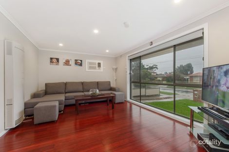 Property photo of 19 Lovell Drive St Albans VIC 3021