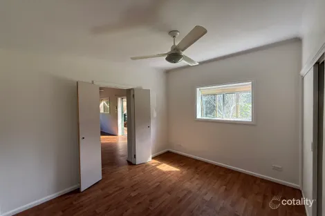 Property photo of 160 Foxground Road Foxground NSW 2534