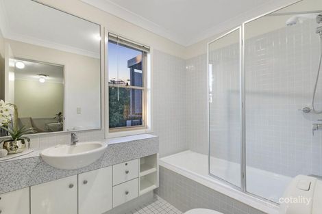 Property photo of 9/101 Coutts Street Bulimba QLD 4171