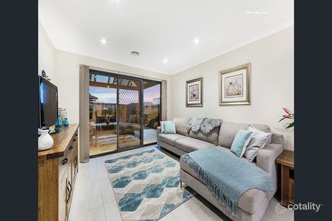 Property photo of 10 Hill Farm Drive Clyde VIC 3978