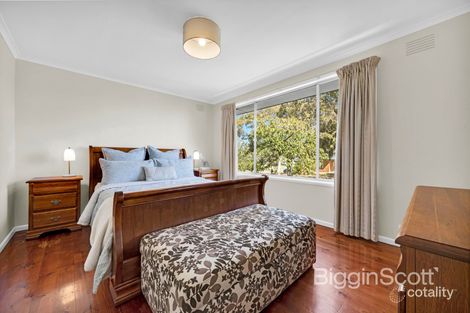 Property photo of 6 Pycnantha Court Endeavour Hills VIC 3802