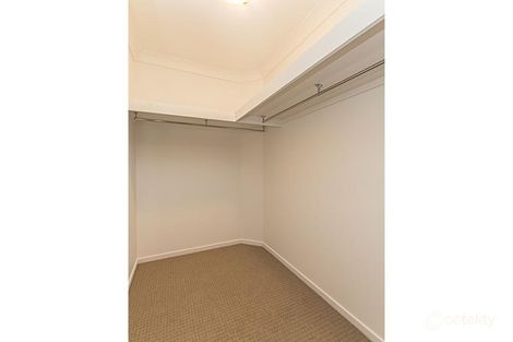 24 Weedbrook St, Park Ridge, QLD 4125