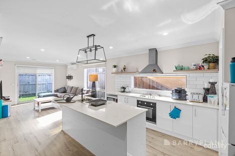 Property photo of 8 Juniper Street Officer VIC 3809