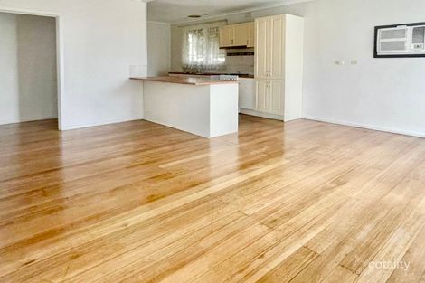 Property photo of 8 Falcon Drive Melton VIC 3337