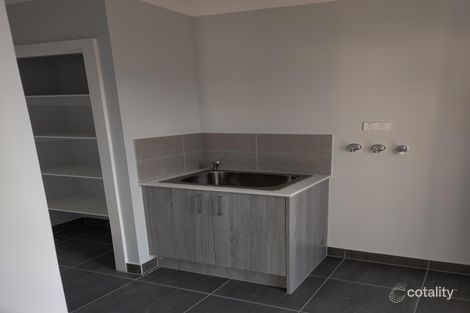 Property photo of 9 Daisy Drive Donnybrook VIC 3064