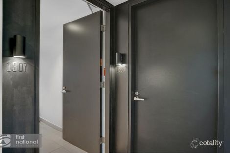 Property photo of 1307/33 Mackenzie Street Melbourne VIC 3000